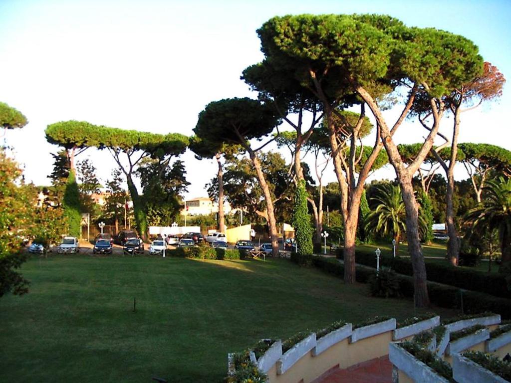 Hotel Parco Dei Principi Anzio Ruang foto